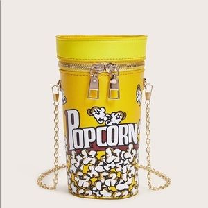 Popcorn shaped handbag